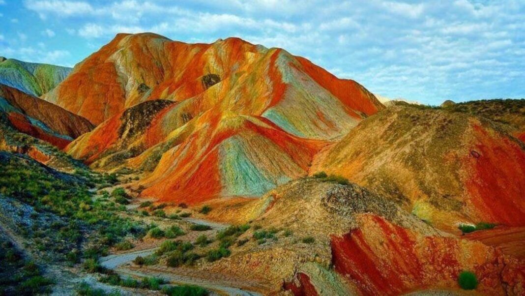 Rainbow Mountains of China: Geological Marvel orIllusion?